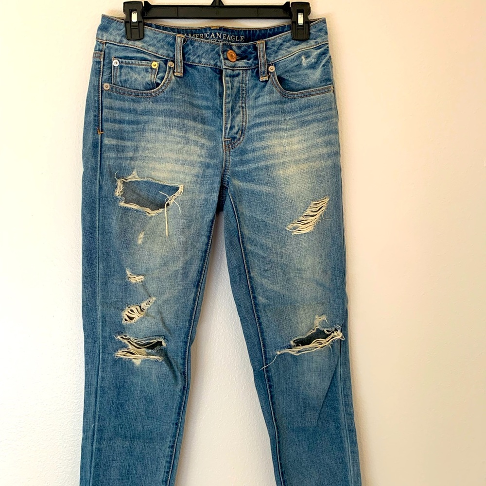 American Eagle Distressed Boy Crop Denim Capris | 0